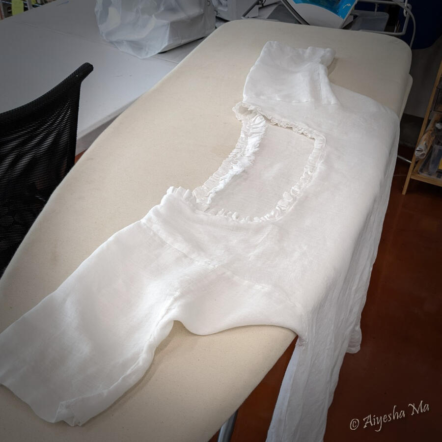 Getting a costume ready, Ironing a chemise